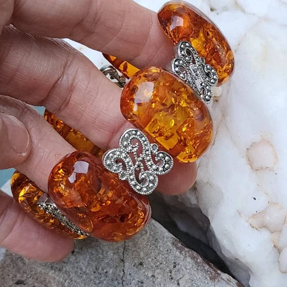 Bracelet Resin Amber Honey Cognac Tone Silver Stretchy Lithuanian Ethnic - Picture 10 of 13